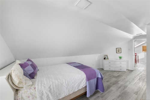 921 Marchmont Rd, Duncan, BC 