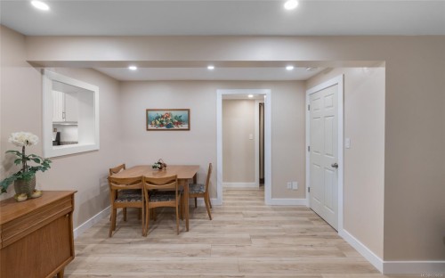 921 Marchmont Rd, Duncan, BC 