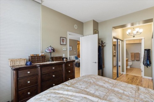 #711-38 Front St, Nanaimo, BC - Indoor Photo Showing Bedroom