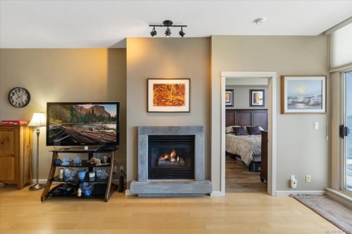 #711-38 Front St, Nanaimo, BC - Indoor With Fireplace