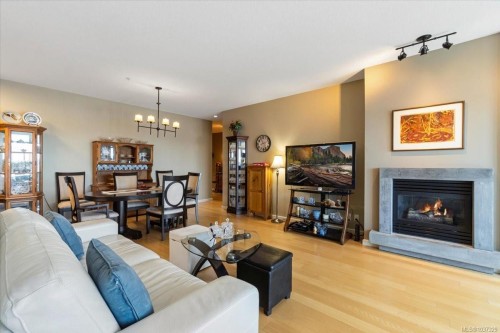 #711-38 Front St, Nanaimo, BC - Indoor Photo Showing Living Room With Fireplace