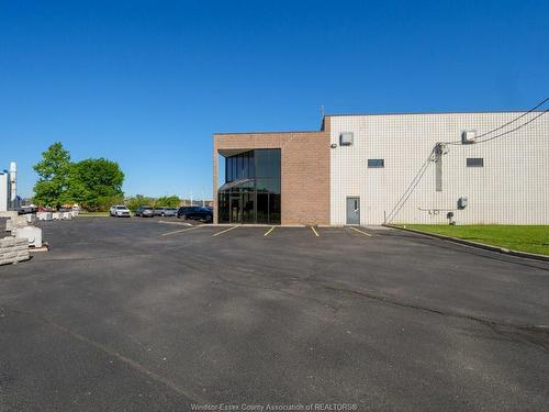 2516 Binder Crescent, Tecumseh, ON 
