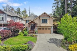 2203 Harrow Gate Langford, BC V9B 0B9
