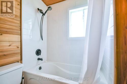 Second Bathroom - 22 Talon Trail, Tiny, ON - Indoor Photo Showing Bathroom
