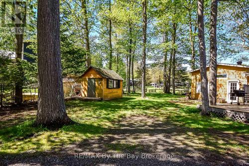 Bunkie - 22 Talon Trail, Tiny, ON - Outdoor