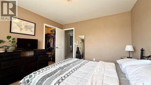 230 Veltkamp Lane, Saskatoon, SK - Indoor Photo Showing Bedroom