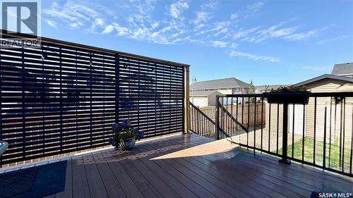 230 Veltkamp Lane, Saskatoon, SK - Outdoor
