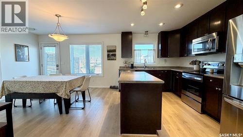 230 Veltkamp Lane, Saskatoon, SK - Indoor Photo Showing Kitchen With Double Sink With Upgraded Kitchen