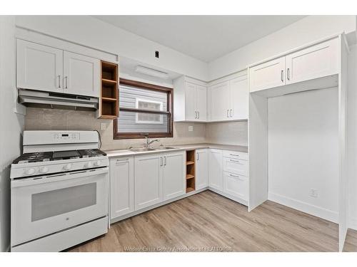 855 Hall Avenue, Windsor, ON 