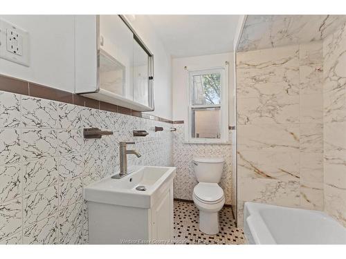 855 Hall Avenue, Windsor, ON 