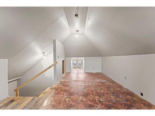 855 Hall Avenue, Windsor, ON 