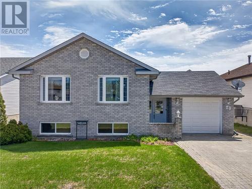 23 Primrose Drive  Greater Sudbury, ON P3L 1B6