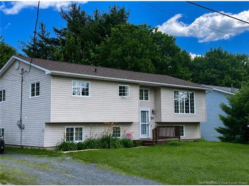 20 Adams Ave, Miramichi, NB 