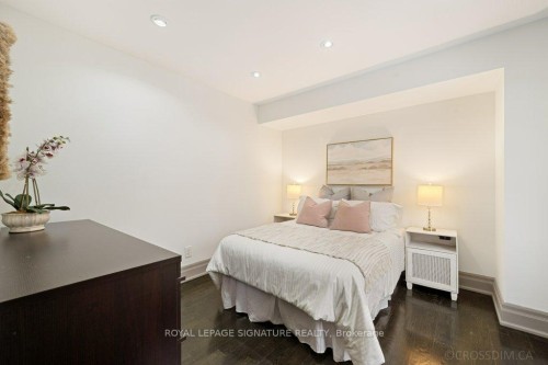 12 Willowhurst Crescent, Toronto, ON - Indoor Photo Showing Bedroom