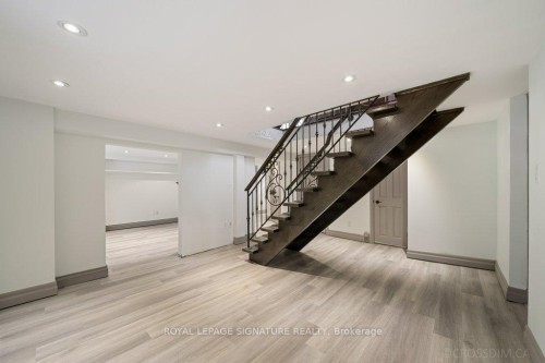 12 Willowhurst Crescent, Toronto, ON - Indoor Photo Showing Other Room