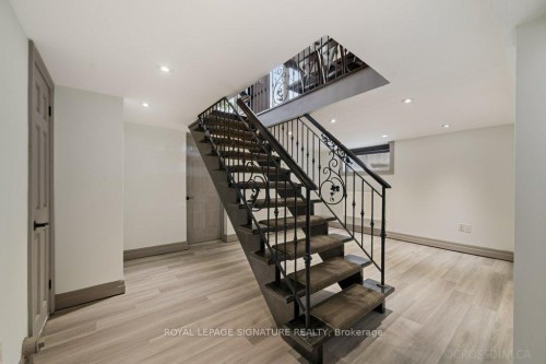 12 Willowhurst Crescent, Toronto, ON - Indoor Photo Showing Other Room
