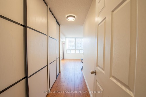 1604-7 Bishop Avenue, Toronto, ON - Indoor Photo Showing Other Room
