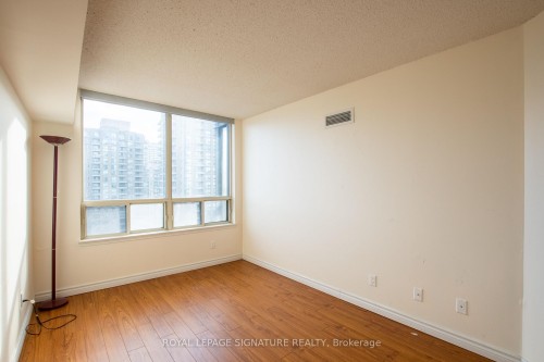 1604-7 Bishop Avenue, Toronto, ON - Indoor Photo Showing Other Room