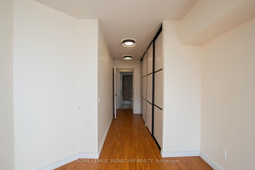 1604-7 Bishop Avenue, Toronto, ON - Indoor Photo Showing Other Room