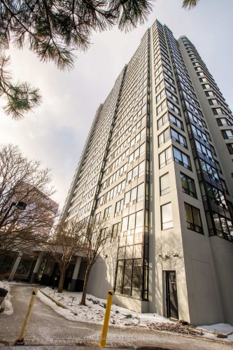 1604-7 Bishop Avenue, Toronto, ON - Outdoor With Facade