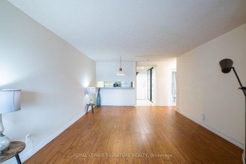 1604-7 Bishop Avenue, Toronto, ON - Indoor Photo Showing Other Room
