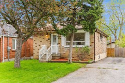 55 Boem Avenue Toronto, ON M1R 3T4