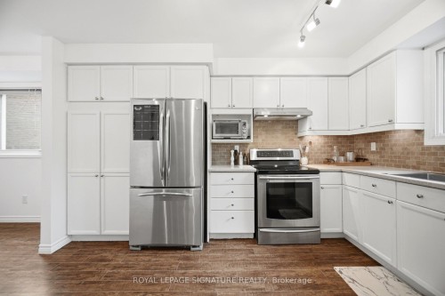 3453 Hannibal Road, Burlington, ON - Indoor Photo Showing Kitchen