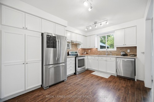 3453 Hannibal Road, Burlington, ON - Indoor Photo Showing Kitchen