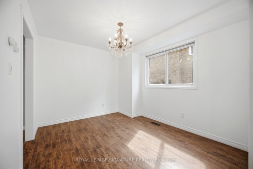 3453 Hannibal Road, Burlington, ON - Indoor Photo Showing Other Room