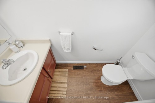 3453 Hannibal Road, Burlington, ON - Indoor Photo Showing Bathroom