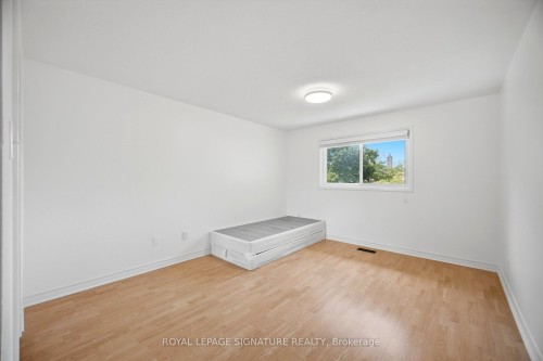 3453 Hannibal Road, Burlington, ON - Indoor Photo Showing Other Room
