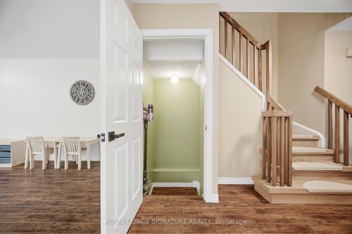 3453 Hannibal Road, Burlington, ON - Indoor Photo Showing Other Room