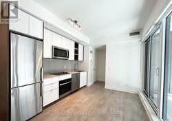 425 - 543 RICHMOND STREET W  Toronto, ON M5V 0W9