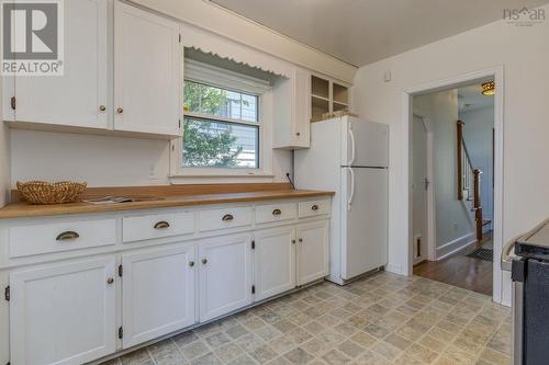 30 Main Avenue, Halifax, NS 