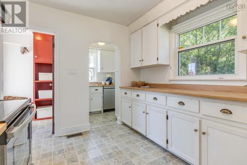30 Main Avenue, Halifax, NS 