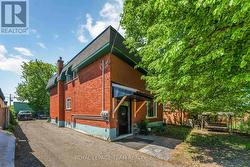 2 - 204 DONALD STREET  Ottawa, ON K1K 1M8