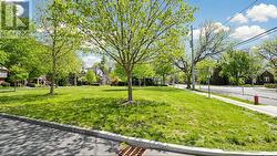 3 OAKWOOD PLACE  Hamilton, ON L8S 4C9