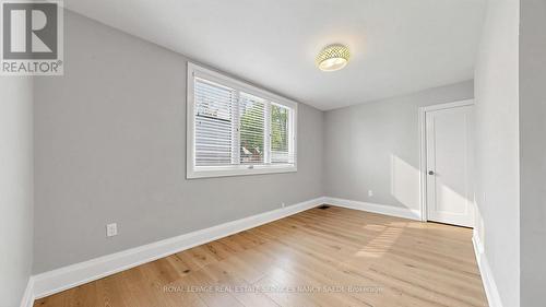 3 Oakwood Place, Hamilton, ON - Indoor Photo Showing Other Room