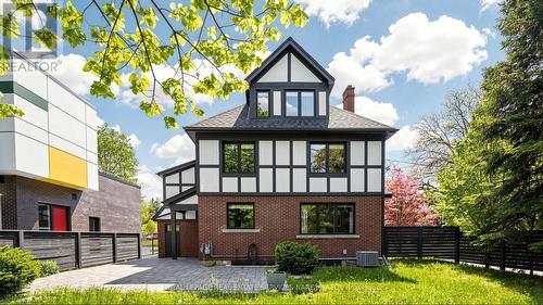 3 Oakwood Place, Hamilton, ON - Outdoor