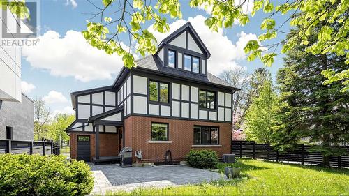 3 Oakwood Place, Hamilton, ON - Outdoor With Exterior