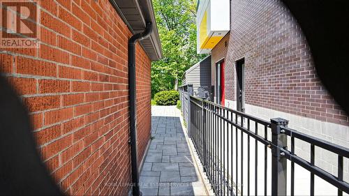 3 Oakwood Place, Hamilton, ON -  With Exterior