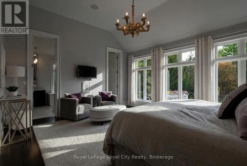 54 Bridle Path, Puslinch, ON - Indoor Photo Showing Bedroom