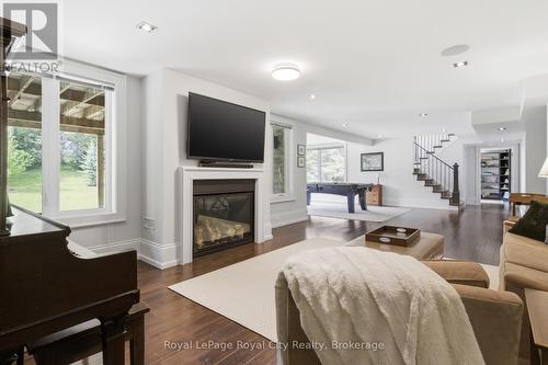 54 Bridle Path, Puslinch, ON - Indoor Photo Showing Living Room With Fireplace