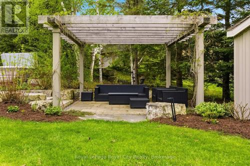 54 Bridle Path, Puslinch, ON - Outdoor