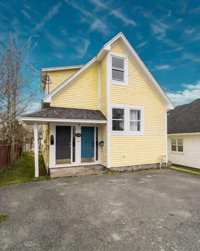 16 Mount Royal Avenue  St. John's, NL A1C 5E4