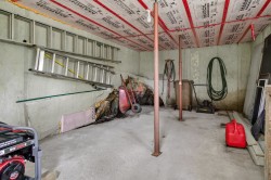 Garage - 