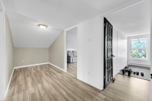 Hall d'entrée/Vestibule - 38  - 38A Rue Lapointe, Saint-Lin/Laurentides, QC - Indoor Photo Showing Other Room