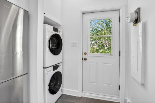 Kitchen - 5063 Rue Garnier, Montréal (Le Plateau-Mont-Royal), QC - Indoor Photo Showing Laundry Room