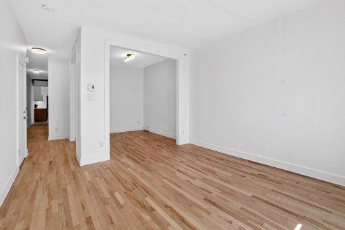 Living Room - 5063 Rue Garnier, Montréal (Le Plateau-Mont-Royal), QC - Indoor Photo Showing Other Room
