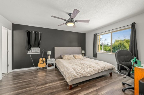 809 Willowcrest Rd, Campbell River, BC 